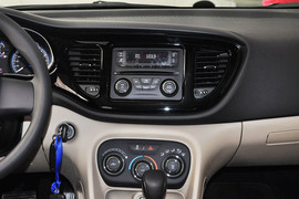 2012款菲亚特菲翔1.4T自动悦享版