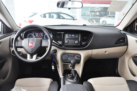 2012款菲亚特菲翔1.4T自动悦享版