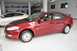 2012款菲亚特菲翔1.4T自动悦享版