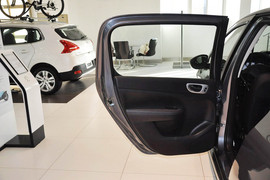 2013款标致307两厢1.6L手动舒适版