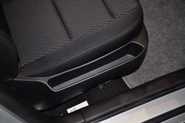 2013款标致307两厢1.6L手动舒适版