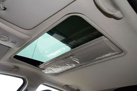 2013款标致307两厢1.6L手动舒适版