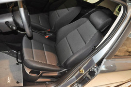 2013款标致307两厢1.6L手动舒适版