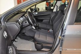 2013款标致307两厢1.6L手动舒适版