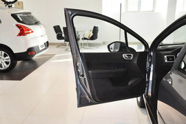 2013款标致307两厢1.6L手动舒适版