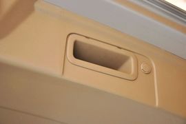 2013款日产骊威1.6XL手动豪华型