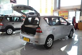 2013款日产骊威1.6XL手动豪华型