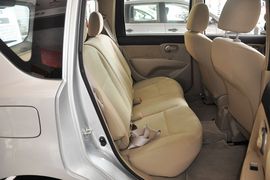 2013款日产骊威1.6XL手动豪华型