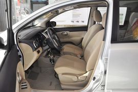 2013款日产骊威1.6XL手动豪华型