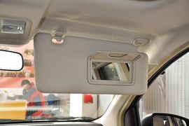 2013款日产骊威1.6XL手动豪华型