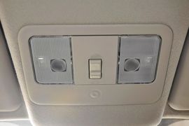2013款日产骊威1.6XL手动豪华型