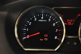 2013款日产骊威1.6XL手动豪华型
