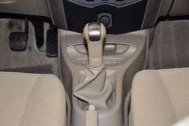 2013款日产骊威1.6XL手动豪华型