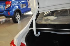 2012款长安悦翔V3