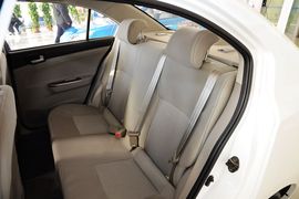 2012款长安悦翔V3