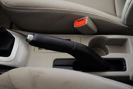 2012款长安悦翔V3