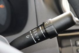 2012款长安悦翔V3