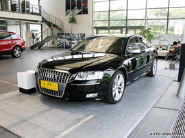 2008款奥迪S8
