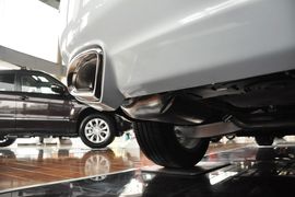 2011款铃木凯泽西2.4L两驱CVT标准版