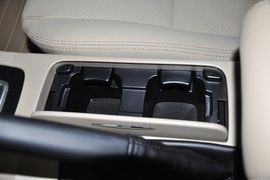 2011款铃木凯泽西2.4L两驱CVT标准版