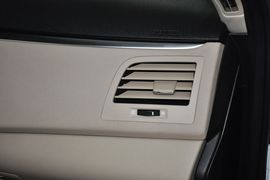 2011款铃木凯泽西2.4L两驱CVT标准版