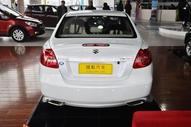 2011款铃木凯泽西2.4L两驱CVT标准版