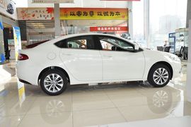 2014款菲亚特菲翔1.4T手动劲享版