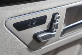 2014款奔驰E400L运动豪华型试驾实拍