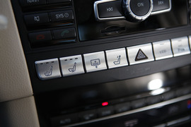 2014款奔驰E400L运动豪华型试驾实拍