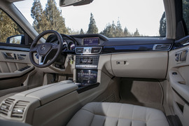 2014款奔驰E400L运动豪华型试驾实拍