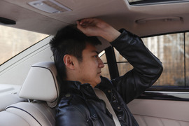 2014款奔驰E400L运动豪华型试驾实拍