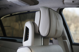 2014款奔驰E400L运动豪华型试驾实拍