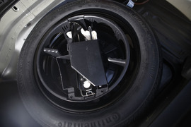 2014款奔驰E400L运动豪华型试驾实拍