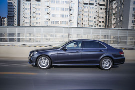 2014款奔驰E400L运动豪华型试驾实拍