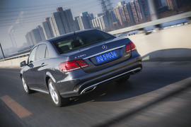 2014款奔驰E400L运动豪华型试驾实拍