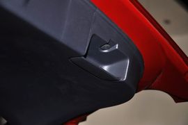 2013款铃木天语SX4酷锐1.6L手动灵动型