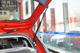 2013款铃木天语SX4酷锐1.6L手动灵动型
