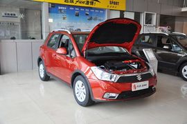 2013款铃木天语SX4酷锐1.6L手动灵动型