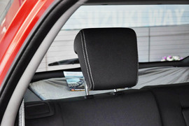 2013款铃木天语SX4酷锐1.6L手动灵动型