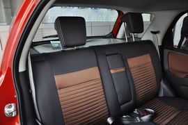 2013款铃木天语SX4酷锐1.6L手动灵动型