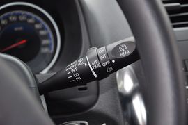 2013款铃木天语SX4酷锐1.6L手动灵动型