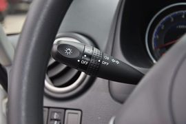 2013款铃木天语SX4酷锐1.6L手动灵动型