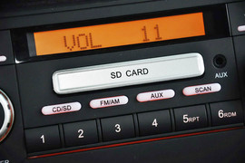 2013款铃木天语SX4酷锐1.6L手动灵动型