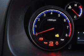 2013款铃木天语SX4酷锐1.6L手动灵动型