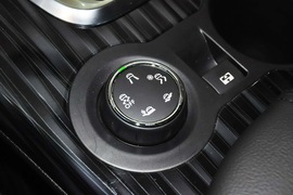 2013款标致3008