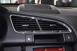 2013款标致3008