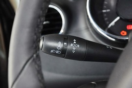 2013款标致3008