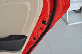 2014款现代瑞纳三厢1.4L