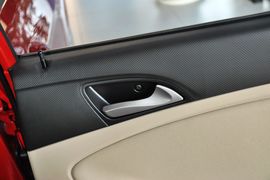 2014款现代瑞纳三厢1.4L