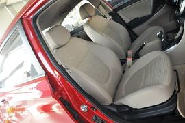 2014款现代瑞纳三厢1.4L